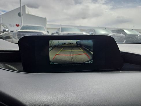 Used 2022 MAZDA MAZDA3 s image 25