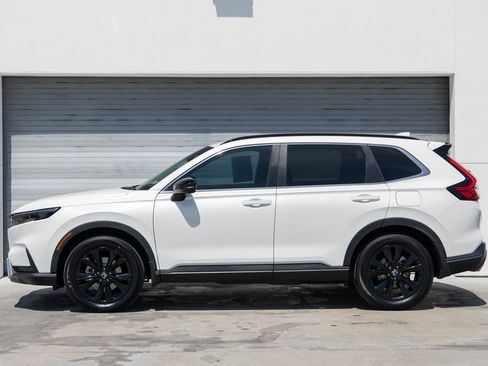 Used 2023 Honda CR-V Sport Touring image 6