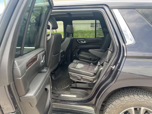 Used 2023 Chevrolet Tahoe LT AWD/4WD image 11