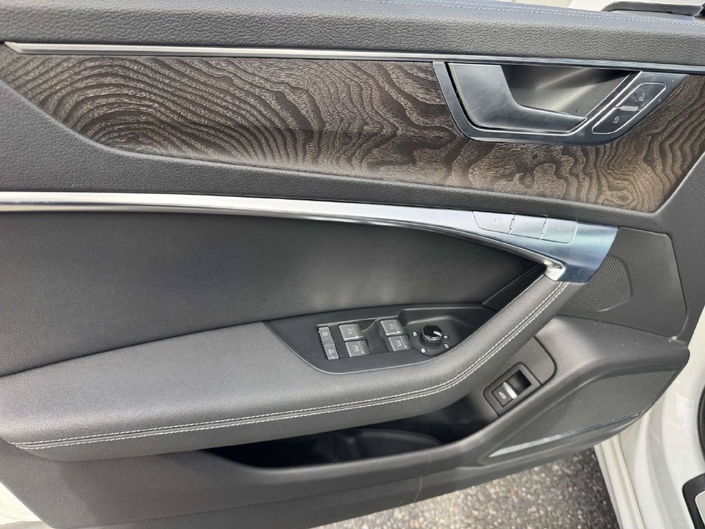 Used 2019 Audi A6 3.0T Premium Plus w/ Premium Plus Package AWD/4WD image 19