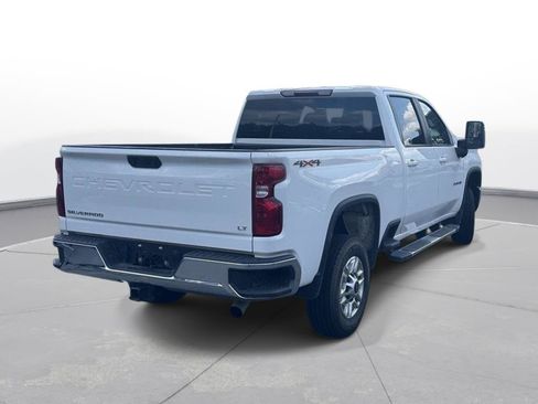 Used 2025 Chevrolet Silverado 2500 LT w/ Convenience Package AWD/4WD image 6
