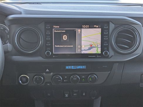 Used 2022 Toyota Tacoma TRD Sport image 18