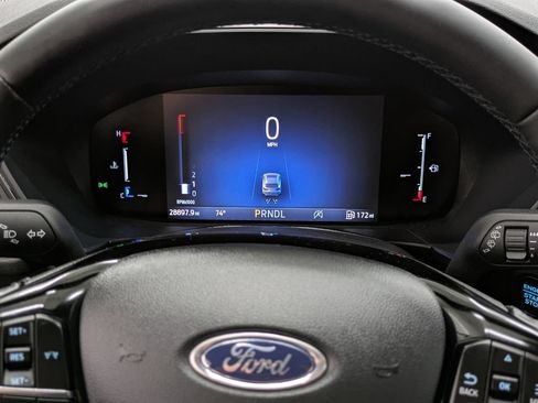 Used 2025 Ford Escape Active AWD/4WD image 18