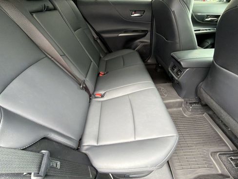 Used 2022 Toyota Venza XLE AWD/4WD image 33