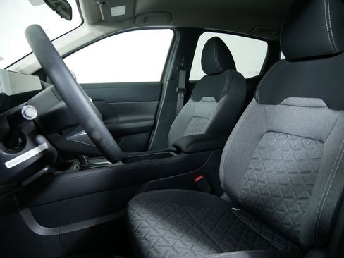 Used 2026 Nissan Kicks SV w/ Cold Weather Package image 15