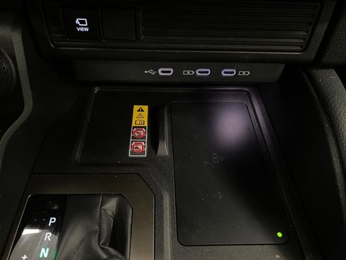 Used 2024 Toyota Land Cruiser image 27