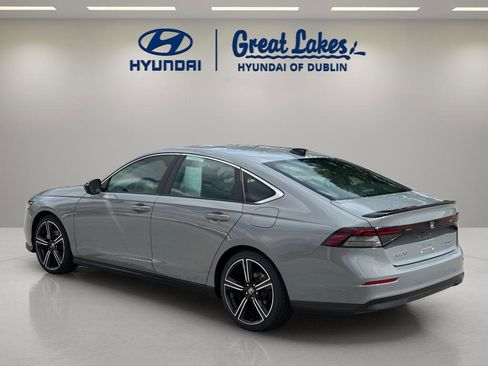 Used 2025 Honda Accord Sport image 3