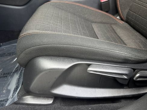 Certified 2024 Honda HR-V Sport image 14