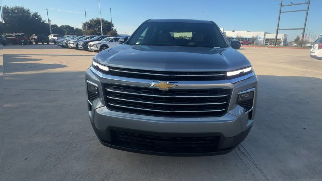 Used 2026 Chevrolet Traverse LT w/ Driver Confidence Package FWD image 3