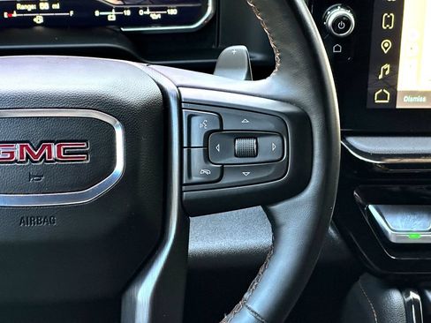 Used 2024 GMC Sierra 1500 AT4 w/ Technology Package AWD/4WD image 18