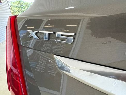 Used 2019 Cadillac XT5 Luxury AWD/4WD image 34