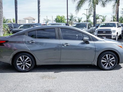 Used 2021 Nissan Versa SV image 10