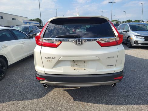 Used 2017 Honda CR-V Touring image 5