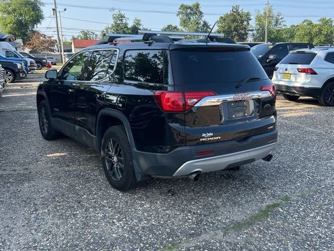 Used 2018 GMC Acadia SLT w/ LPO, Floor Liner Package AWD/4WD image 4
