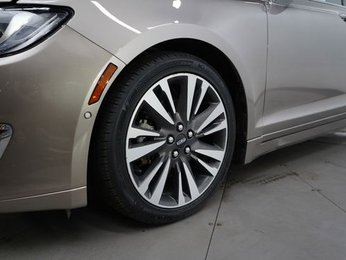 Used 2019 Lincoln MKZ Reserve image 26