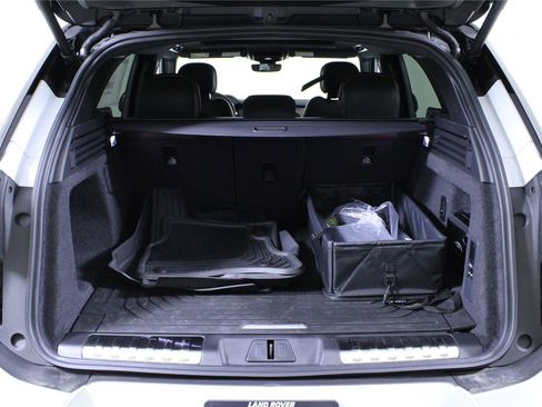 New 2025 Land Rover Range Rover Sport Dynamic SE AWD/4WD image 9