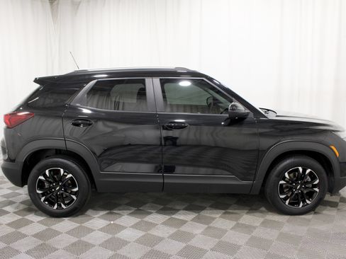 Used 2023 Chevrolet TrailBlazer LT FWD image 28