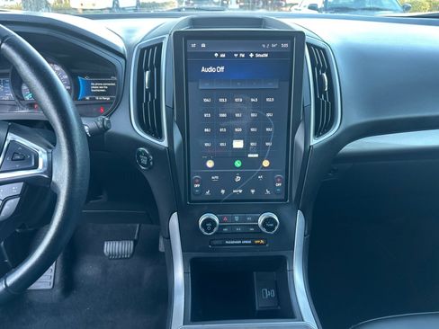 Used 2024 Ford Edge SEL image 27