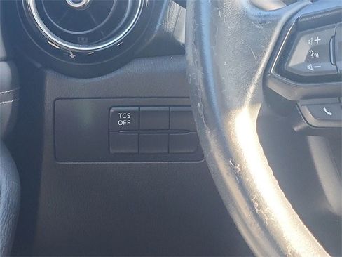 Used 2019 MAZDA CX-3 Touring image 13