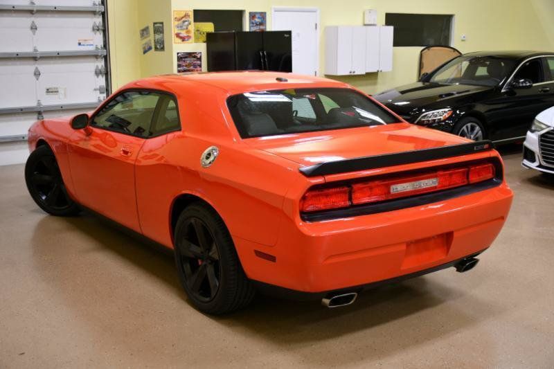 Used 2010 Dodge Challenger SRT8 w/ SRT Option Group II RWD image 13