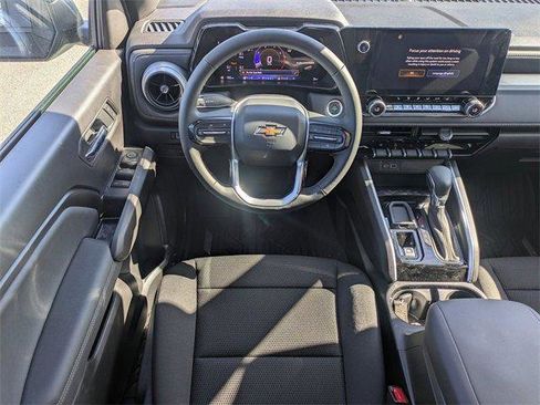 New 2026 Chevrolet Colorado LT image 18