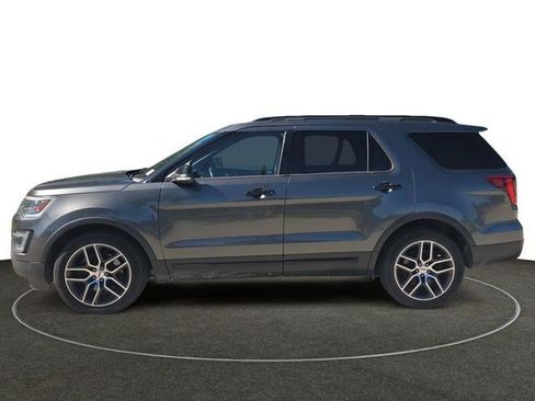 Used 2016 Ford Explorer Sport w/ Equipment Group 401A AWD/4WD image 2