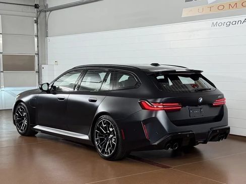 Used 2026 BMW M5 Touring AWD/4WD image 5