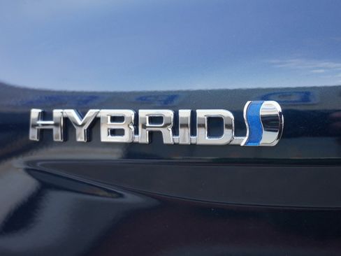 Used 2021 Toyota Camry SE w/ Audio Upgrade Package image 31