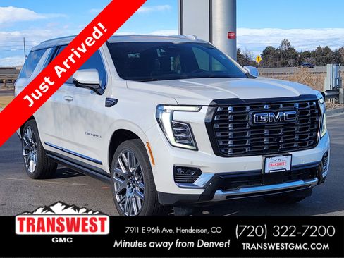 Used 2025 GMC Yukon Denali Ultimate w/ LPO, Floor Liner Package image 1