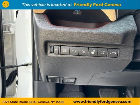 Used 2025 Toyota RAV4 Limited w/ Advanced Technology Package AWD/4WD image 18