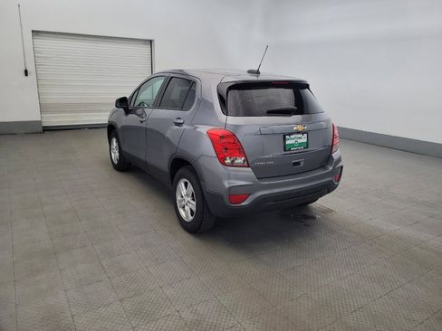 Used 2020 Chevrolet Trax LS w/ Tint and Cruise Package AWD/4WD image 5