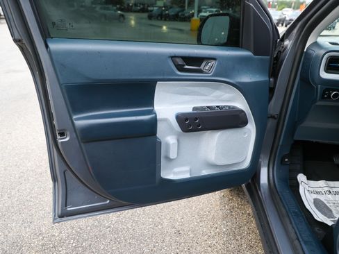 Used 2025 Ford Maverick XLT FWD image 29