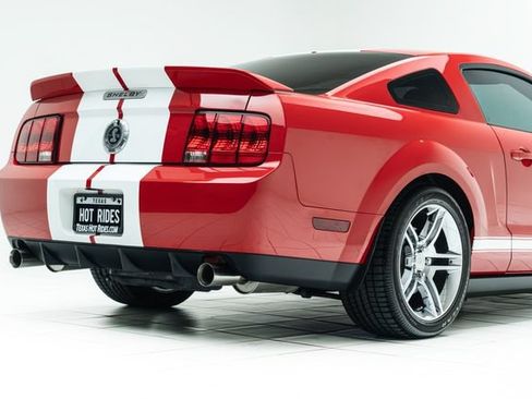 Used 2009 Ford Mustang Shelby GT500 RWD image 14