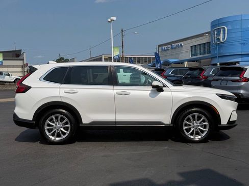 Used 2024 Honda CR-V EX image 17