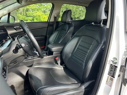 Used 2024 Kia Sportage SX FWD image 15