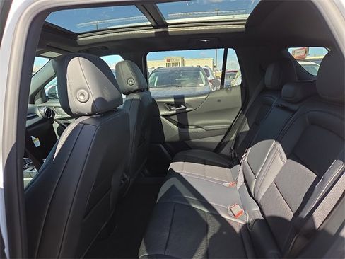 New 2026 Chevrolet Equinox LT image 9