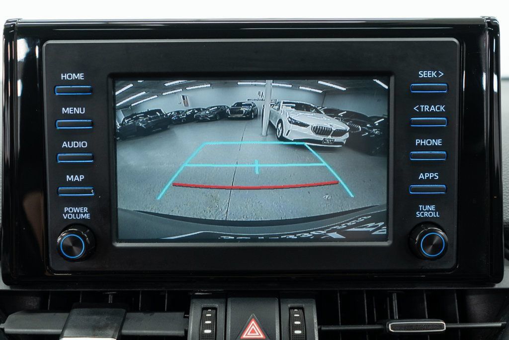 Used 2019 Toyota RAV4 XLE Premium AWD/4WD image 19