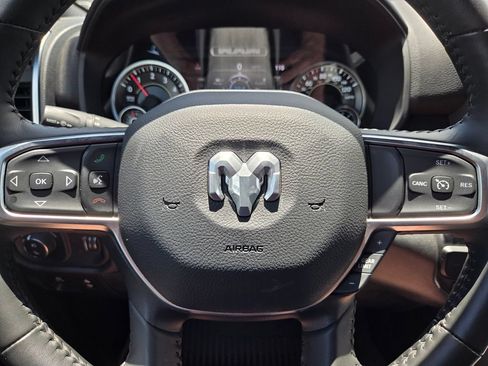 Used 2024 RAM 1500 Big Horn RWD image 32