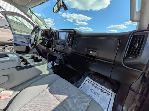 Used 2017 Chevrolet Silverado 2500 W/T AWD/4WD image 17