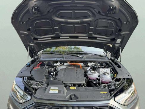 Certified 2025 Audi Q5 e Premium Plus w/ Premium Plus Package AWD/4WD image 33
