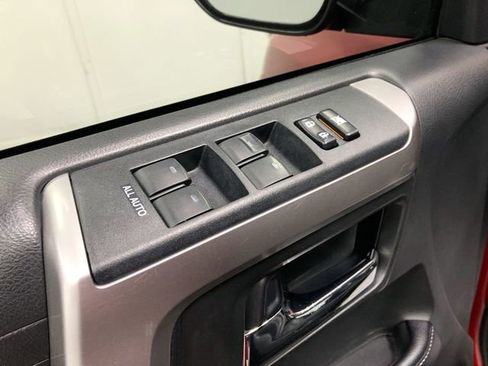 Used 2018 Toyota 4Runner SR5 Premium AWD/4WD image 13