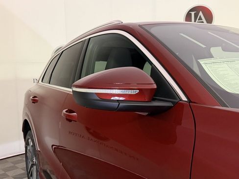 New 2025 Audi Q5 Premium Plus image 11