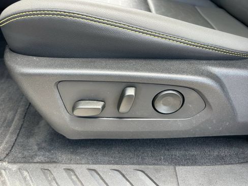Used 2025 Chevrolet Colorado ZR2 AWD/4WD image 26