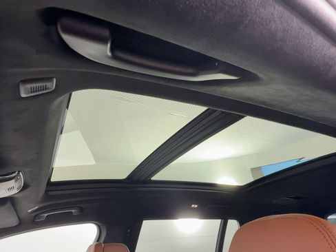 New 2026 BMW X7 M60i image 14