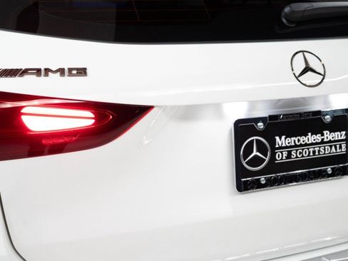 New 2026 Mercedes-Benz GLA 35 AMG 4MATIC image 9