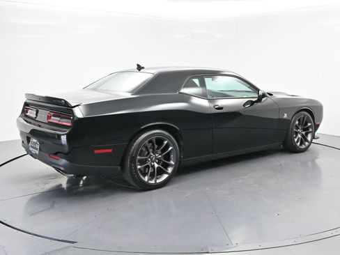 Used 2023 Dodge Challenger R/T Scat Pack RWD image 7