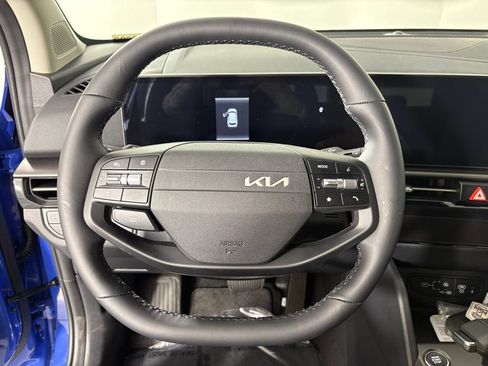 New 2026 Kia Sportage EX FWD image 23