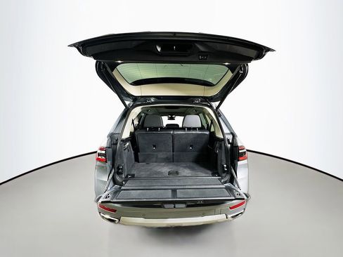 Used 2024 BMW X7 xDrive40i image 35