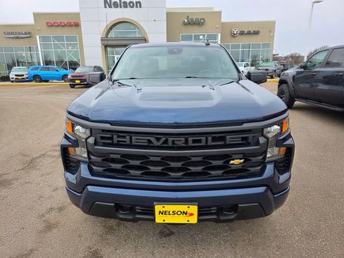 Used 2022 Chevrolet Silverado 1500 Custom AWD/4WD image 4