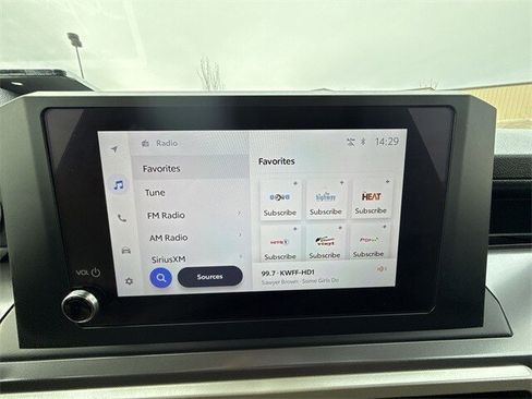 Used 2025 Toyota Tacoma TRD Off-Road image 16